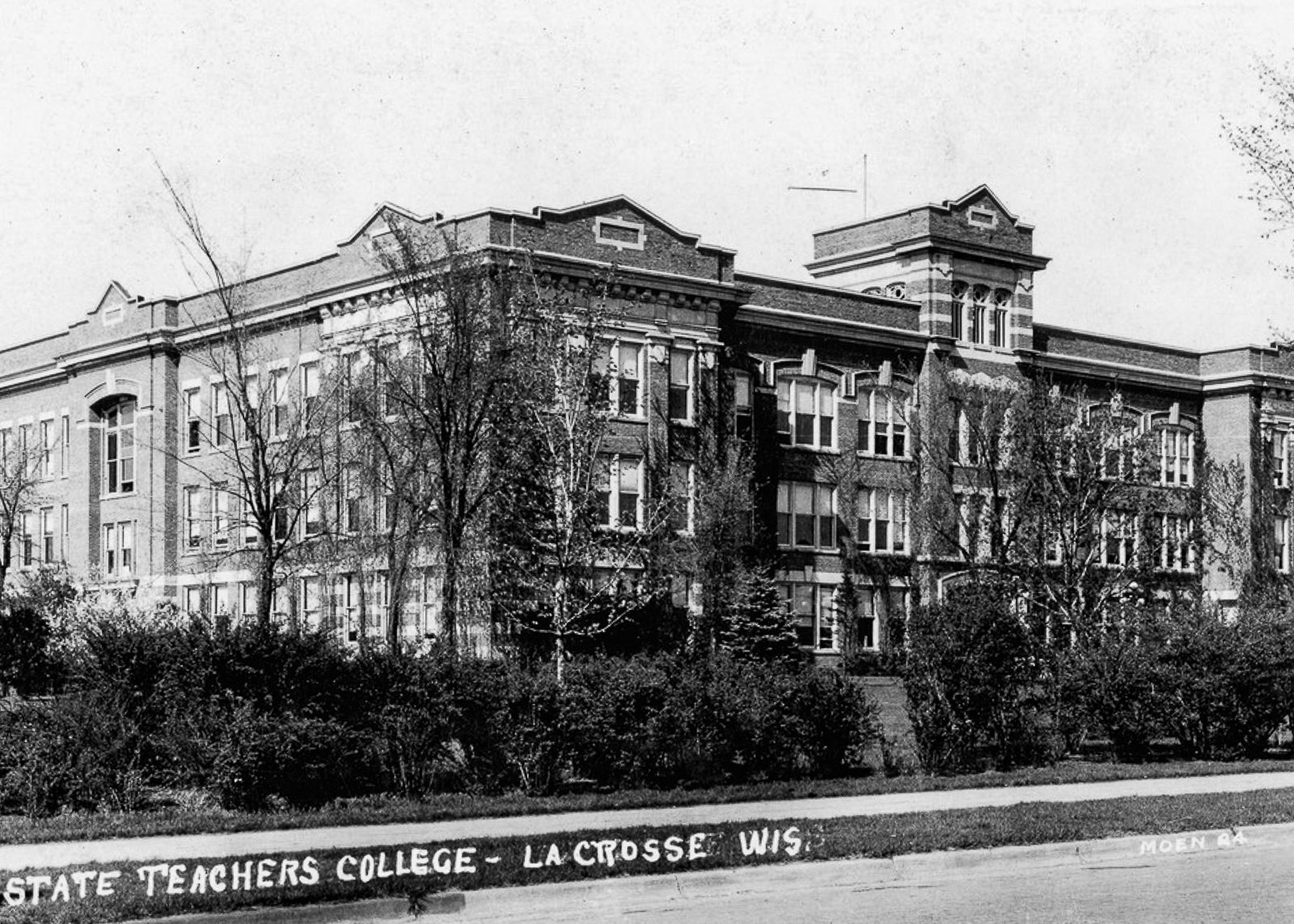 UW-L Collection, La Crosse State Normal School, 1927